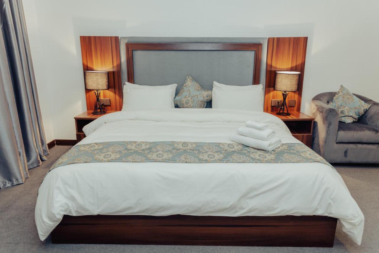Sinclair Lake Chad Abuja Extérieur photo