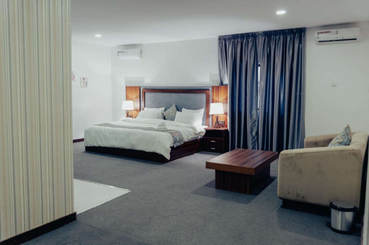 Sinclair Lake Chad Abuja Extérieur photo