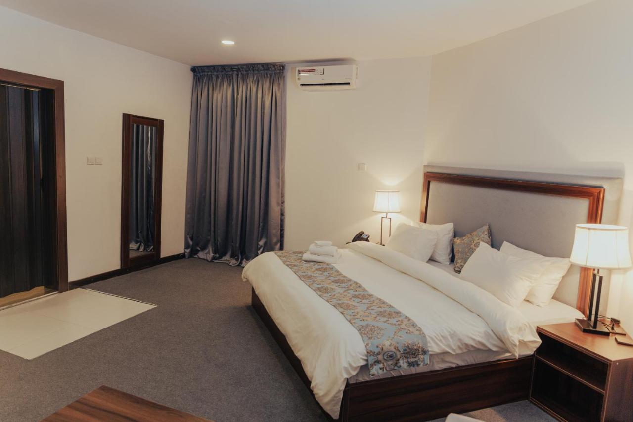 Sinclair Lake Chad Abuja Extérieur photo